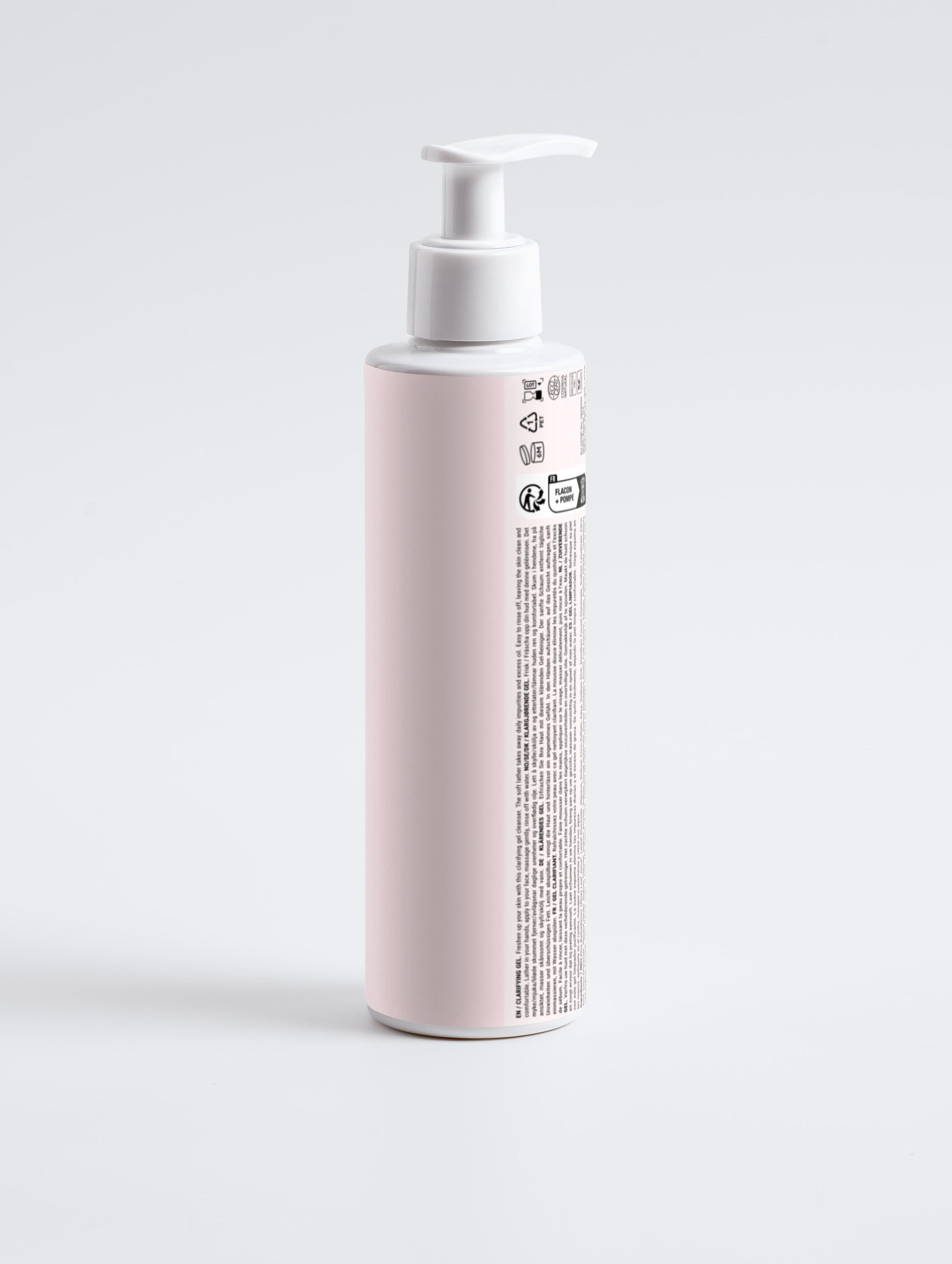 Aloe & plum extract cleanser – gentle gel formula for deep cleansing and radiant complexion